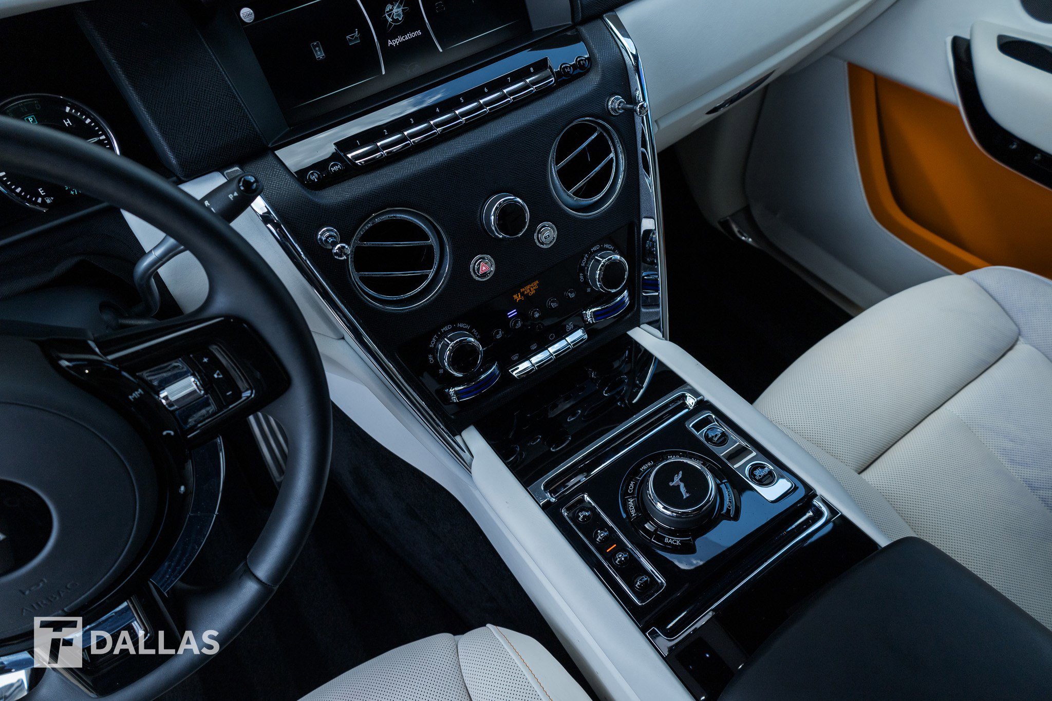 Used 2022 Rolls-Royce Cullinan AWD/4WD image 30