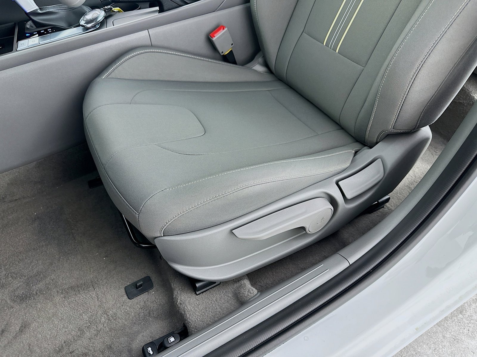 Certified 2026 Hyundai Elantra Sport FWD image 25