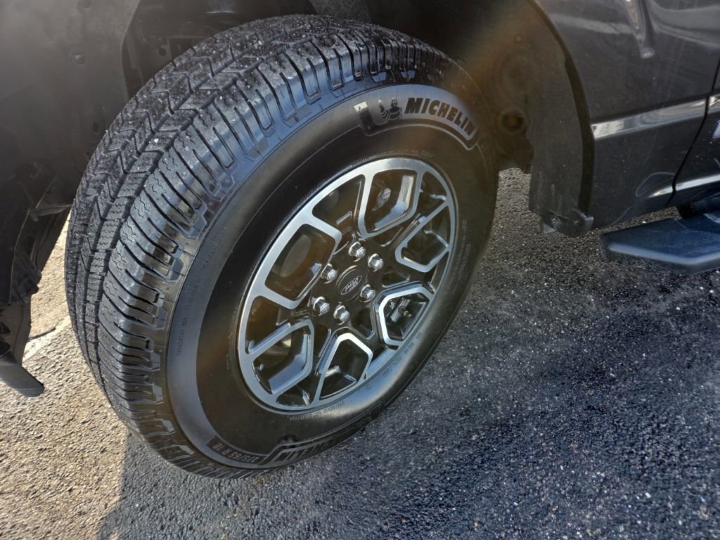 Used 2022 Ford F150 XLT w/ Equipment Group 302A High image 10