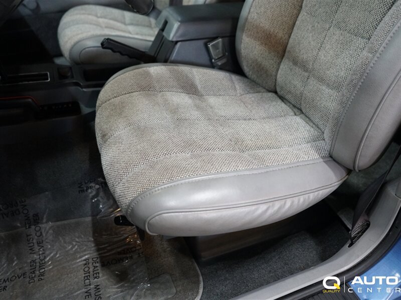 Used 1989 Jeep Cherokee Laredo AWD/4WD image 23