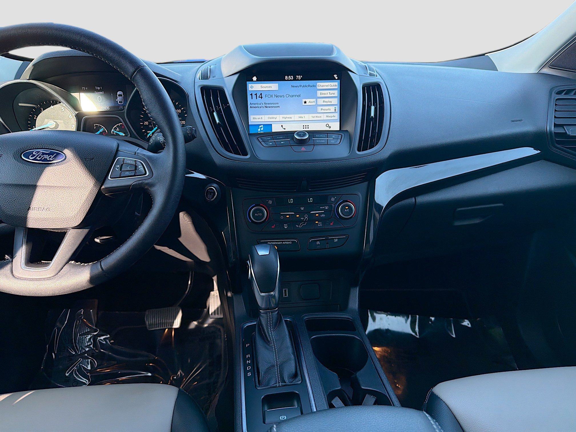 Used 2019 Ford Escape SEL image 19