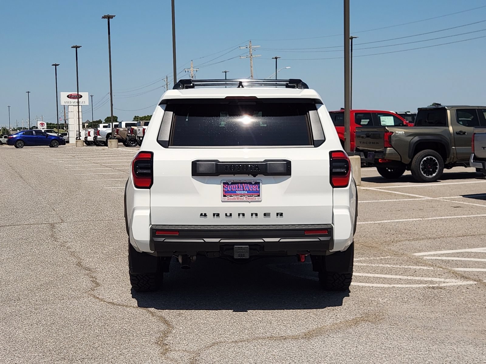 New 2026 Toyota 4Runner SR5 AWD/4WD image 8