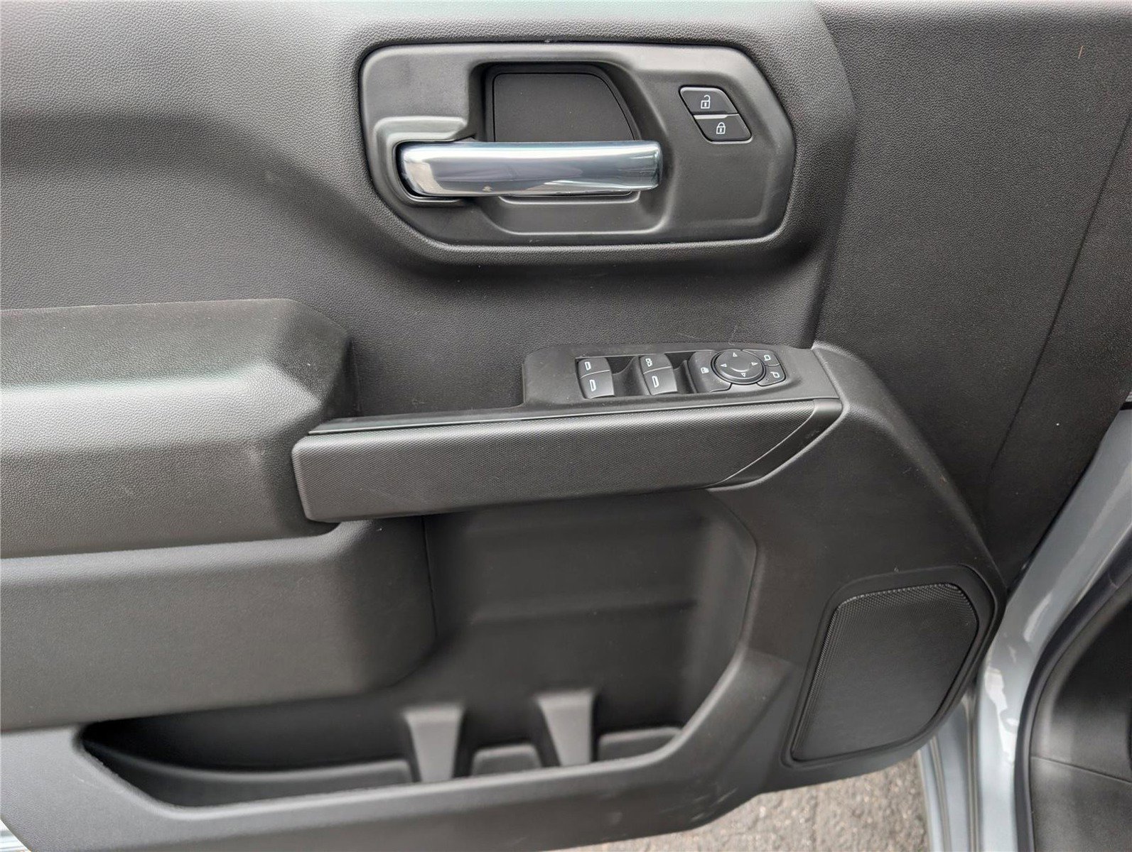 New 2026 Chevrolet Silverado 1500 Custom w/ Turbomax Blackout Package image 15