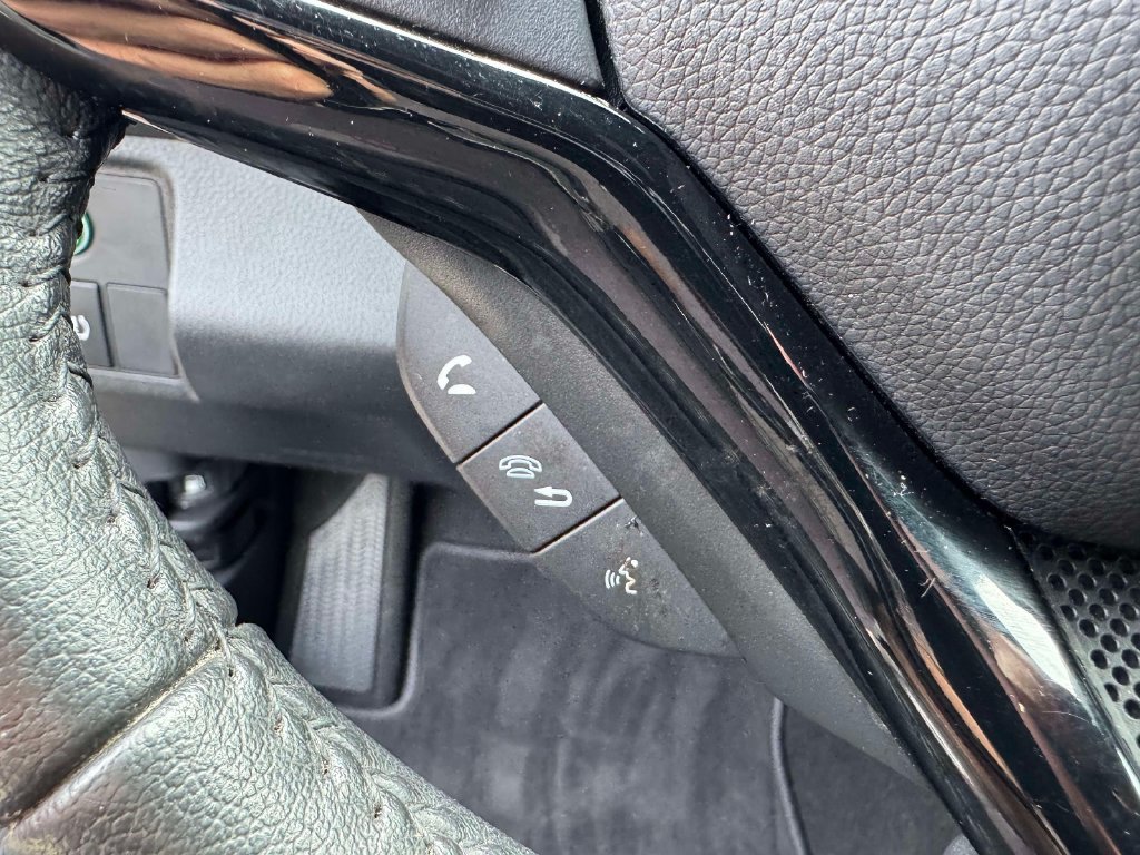 Used 2020 Honda HR-V Sport image 18