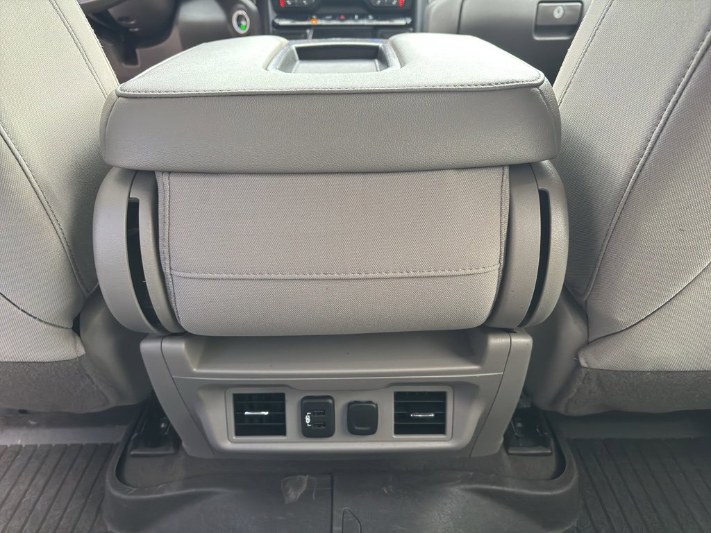 Used 2020 Chevrolet Silverado 1500 RST image 28