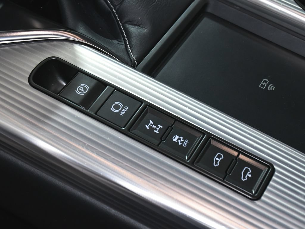 Used 2023 Lexus LX 600 F Sport w/ Accessory Package (Z1) AWD/4WD image 47