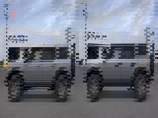 New 2025 Ford Bronco Badlands image 3