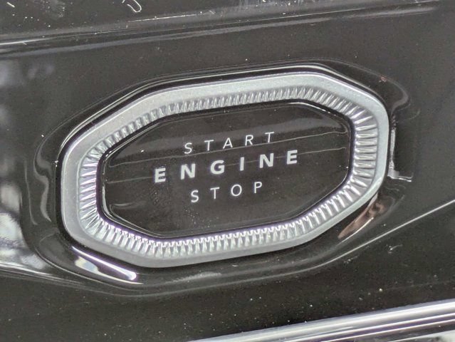 New 2026 Jeep Grand Cherokee Limited w/ Limited Altitude Package RWD image 31