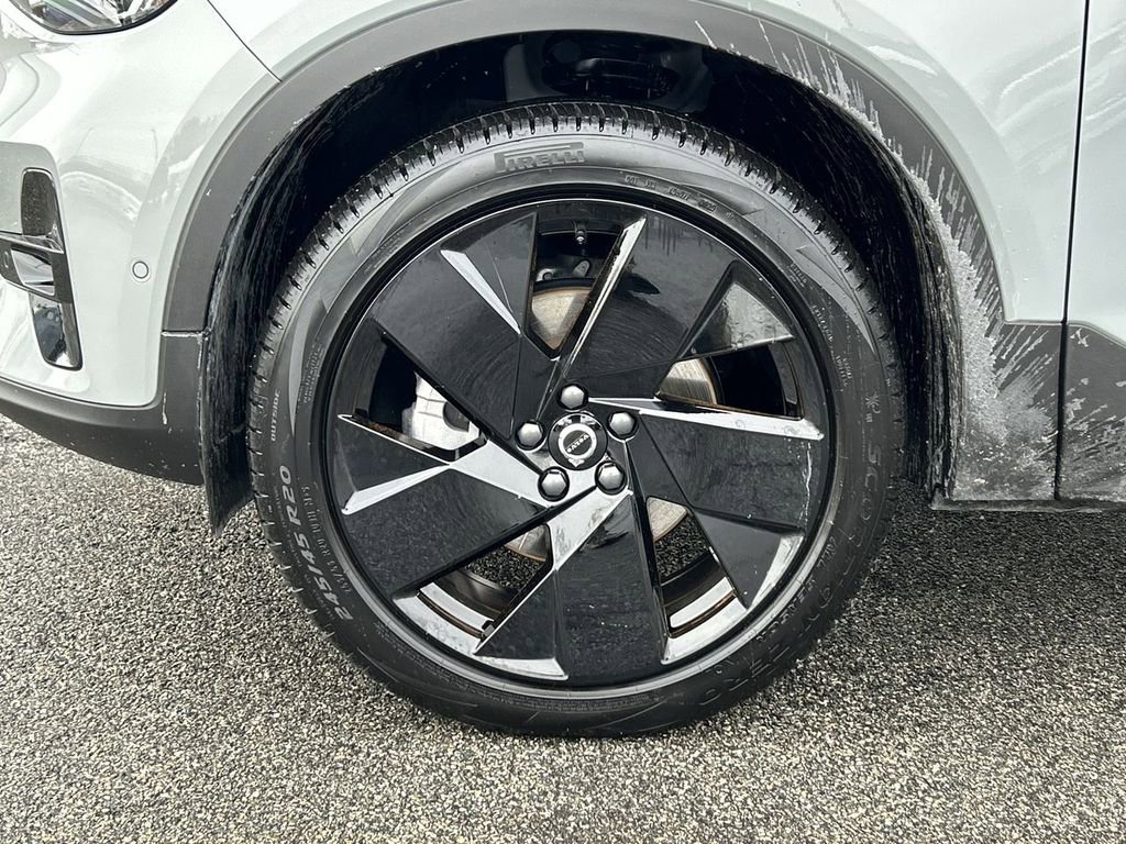 New 2026 Volvo XC40 B5 Ultra AWD/4WD image 10