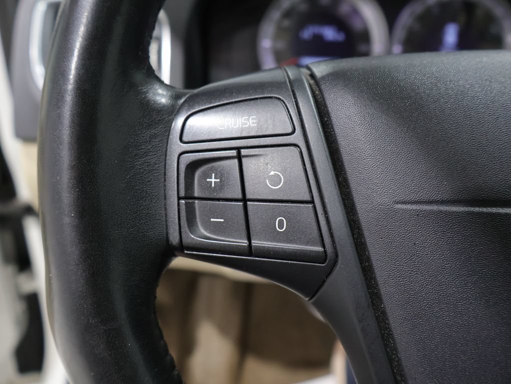 Used 2013 Volvo S60 T5 AWD/4WD image 32