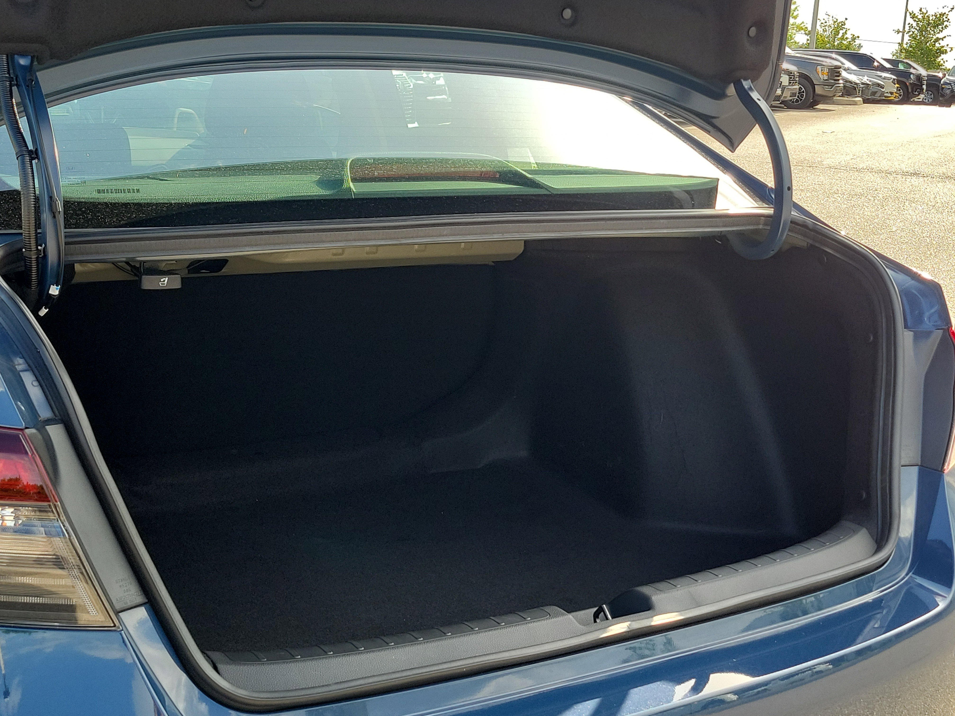 Certified 2025 Honda Civic LX image 9