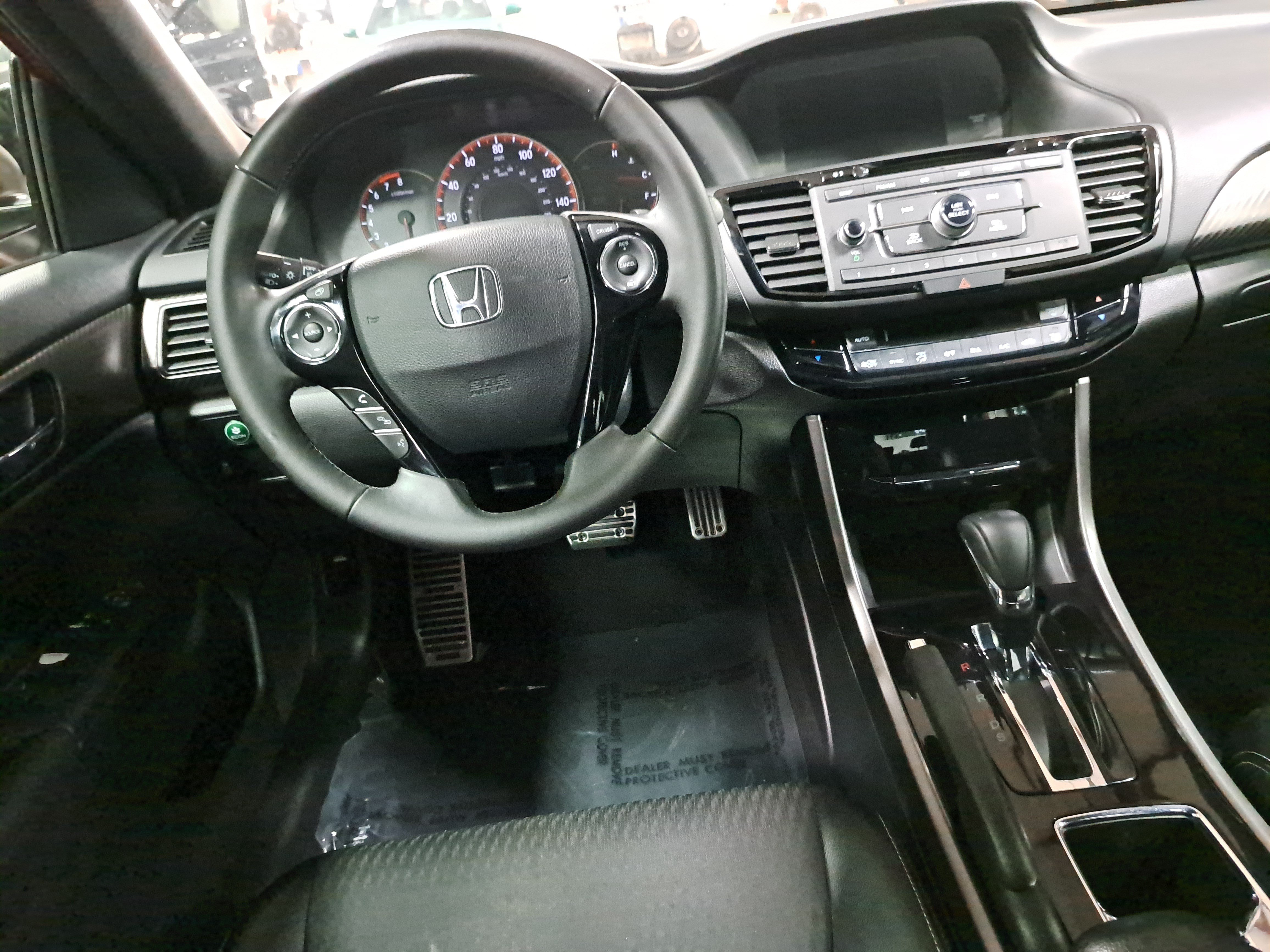 Used 2017 Honda Accord Sport image 16