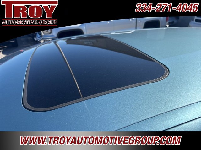 Used 2009 Volvo V50 2.4i image 16