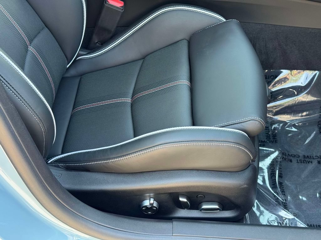 Used 2025 Cadillac CT5 V Blackwing w/ Precision Package RWD image 15