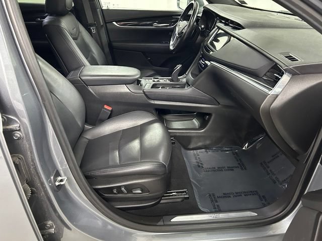 Used 2020 Cadillac XT5 Premium Luxury FWD image 13