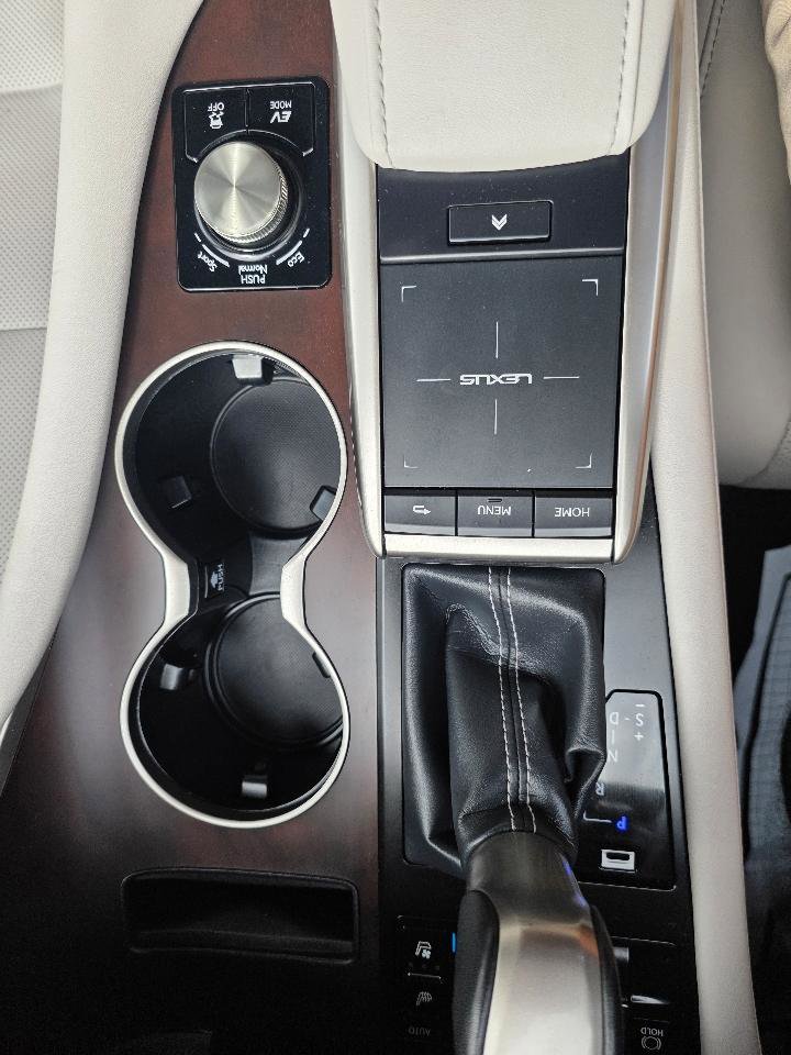 Used 2022 Lexus RX 450h AWD w/ Premium Package image 24