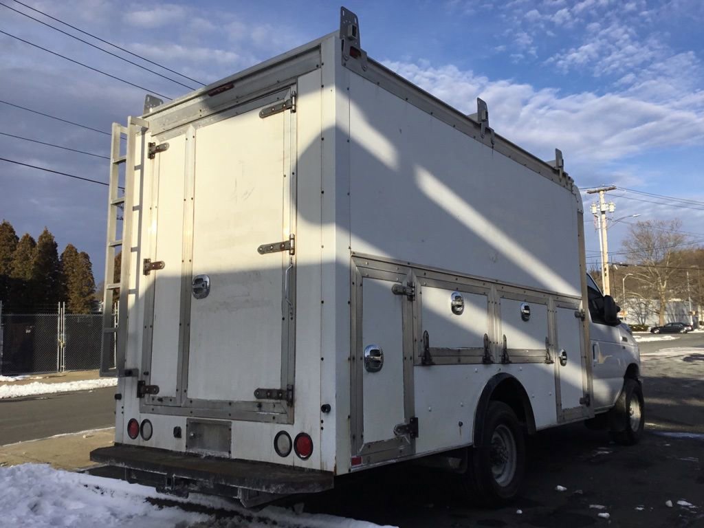 Used 2015 Ford E-350 and Econoline 350 Super Duty w/ Power Windows & Locks Group image 3