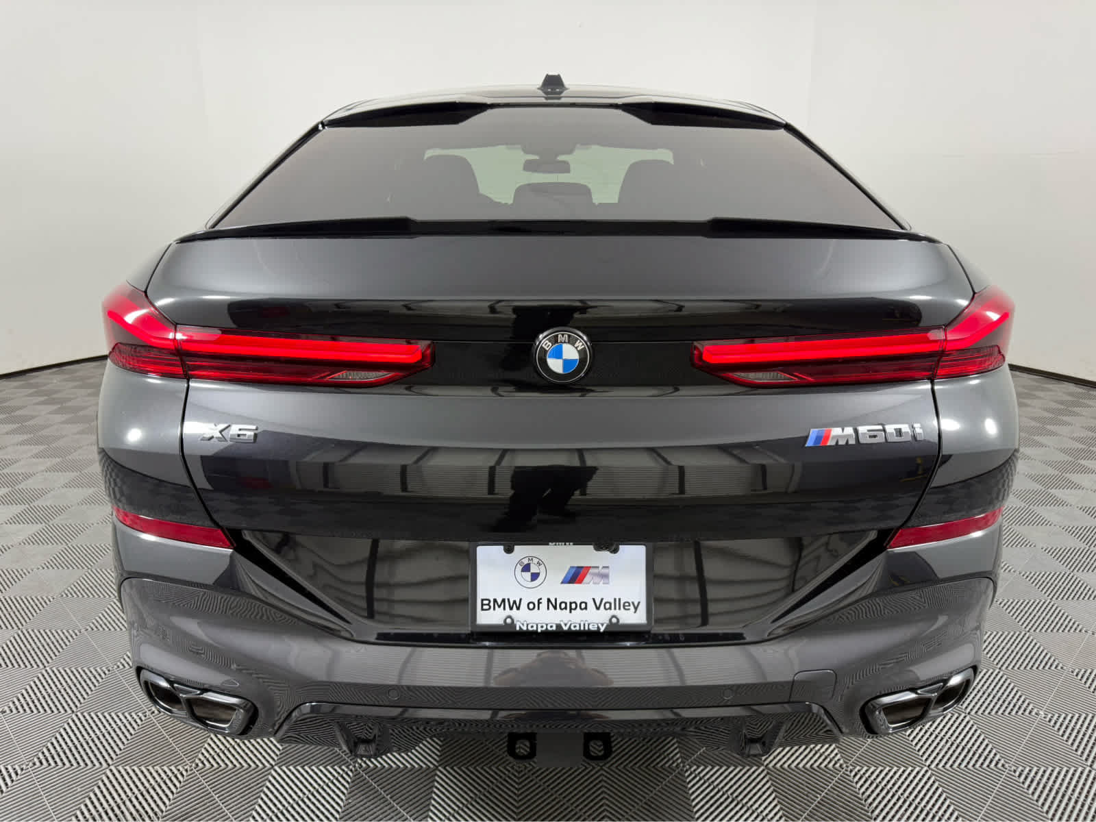 New 2027 BMW X6 M60i AWD/4WD image 4