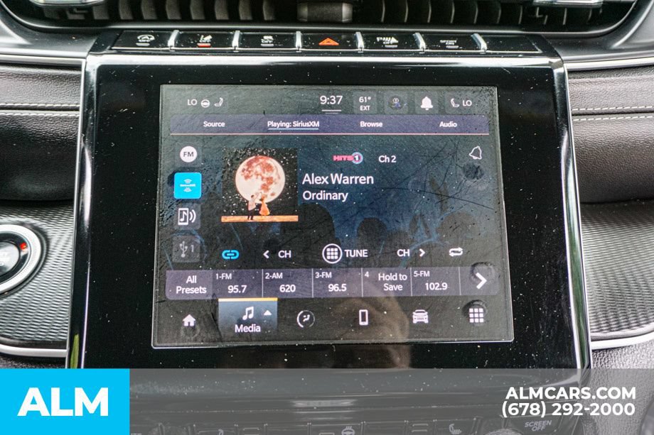 Used 2025 Jeep Grand Cherokee Altitude AWD/4WD image 37