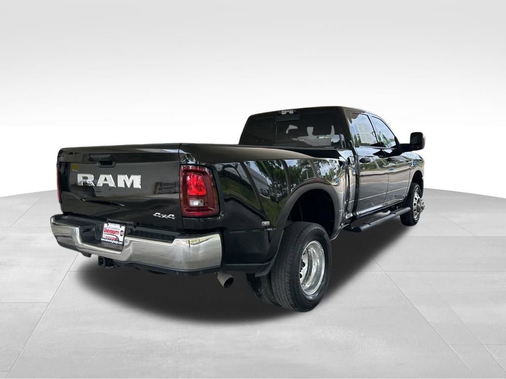 Used 2025 RAM 3500 Tradesman AWD/4WD image 3