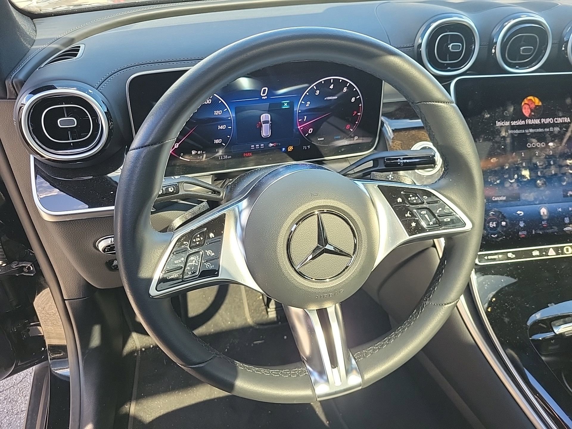 Used 2025 Mercedes-Benz GLC 300 image 26