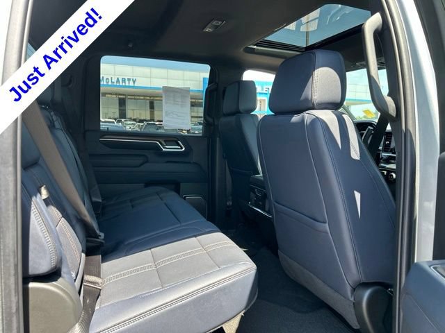 Used 2025 Chevrolet Silverado 2500 High Country w/ Technology Package AWD/4WD image 32