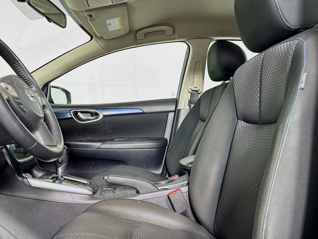 Used 2019 Nissan Sentra SR FWD image 9