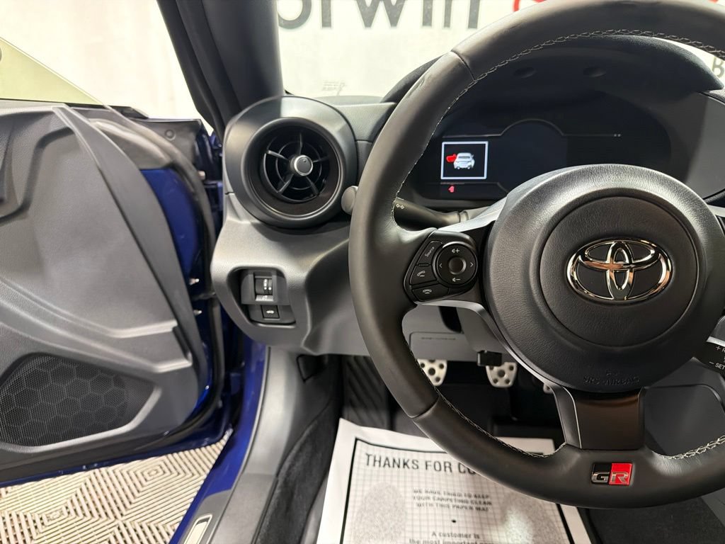 Used 2025 Toyota GR86 Premium RWD image 21