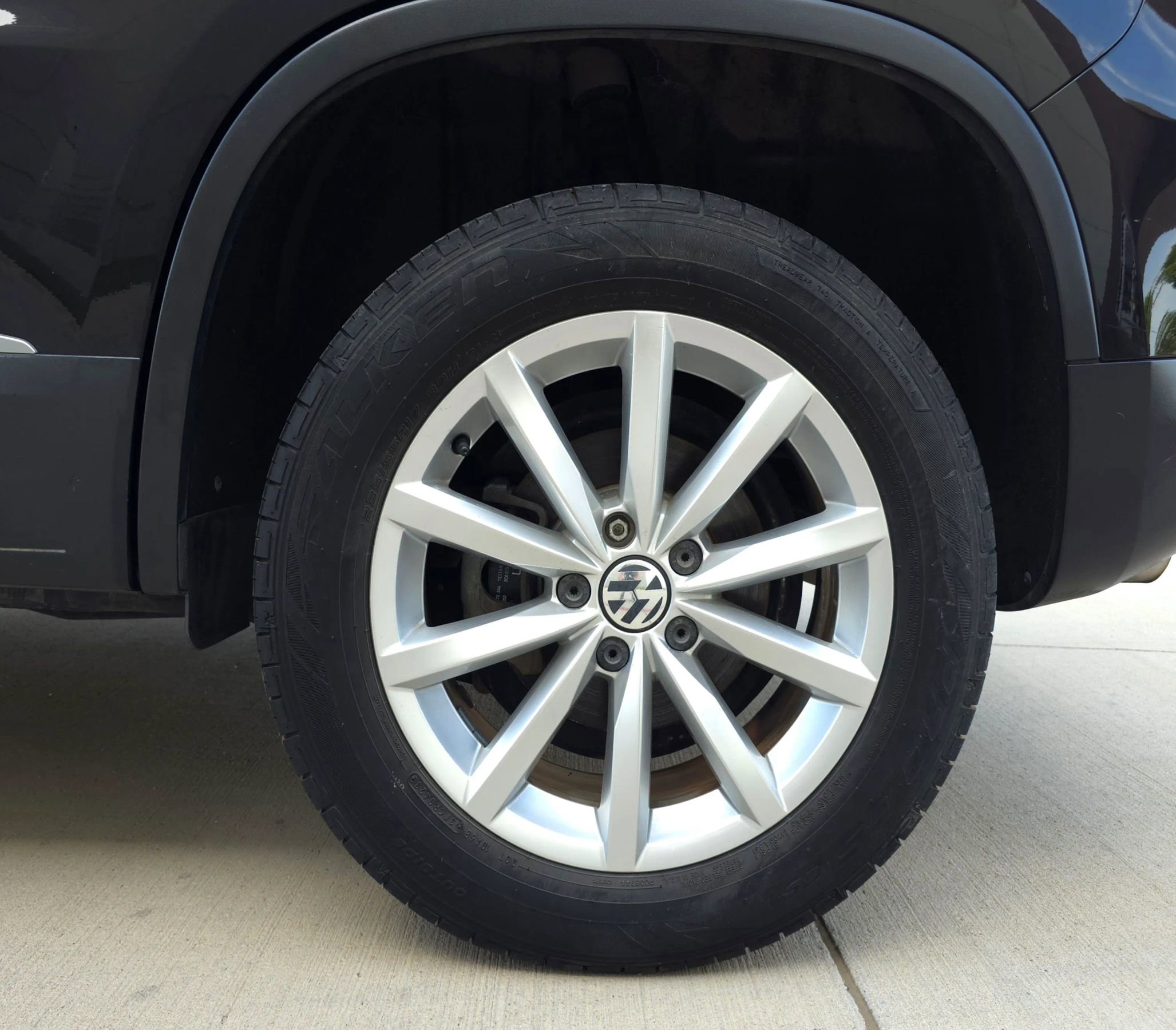 Used 2017 Volkswagen Tiguan Wolfsburg Edition AWD/4WD image 49