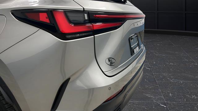 Used 2024 Lexus NX 350h AWD image 32