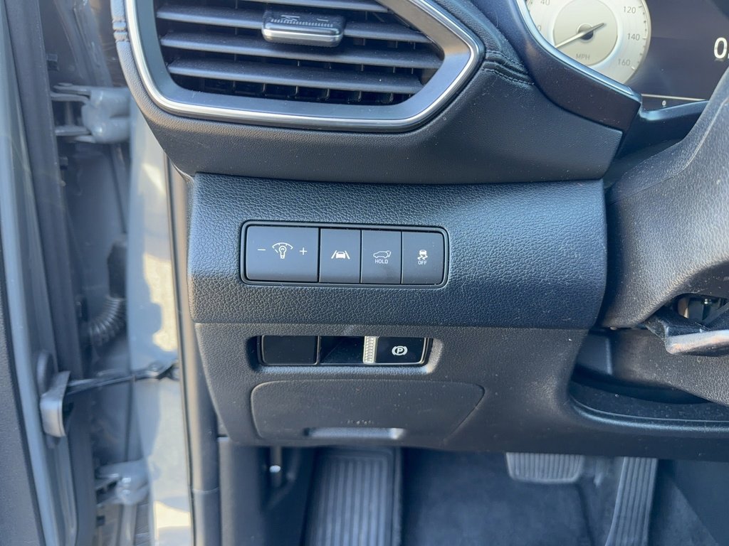 Used 2022 Hyundai Santa Fe XRT image 25