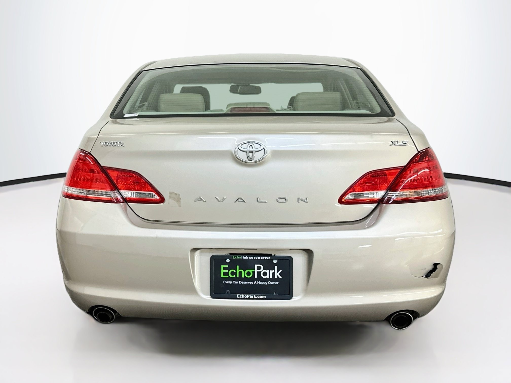 Used 2006 Toyota Avalon XLS FWD image 7