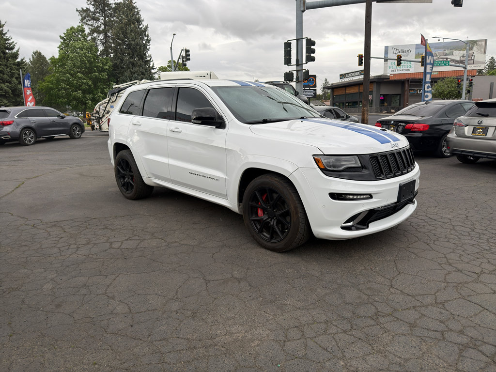 Used 2015 Jeep Grand Cherokee SRT AWD/4WD image 10
