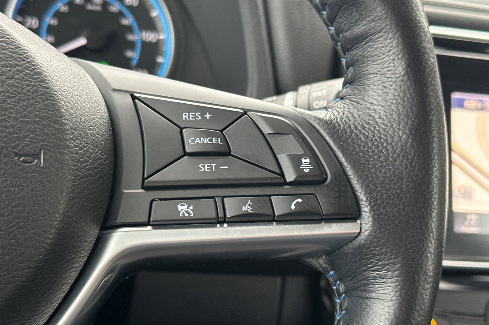 Used 2019 Nissan Leaf SV w/ SV All Weather Package image 30