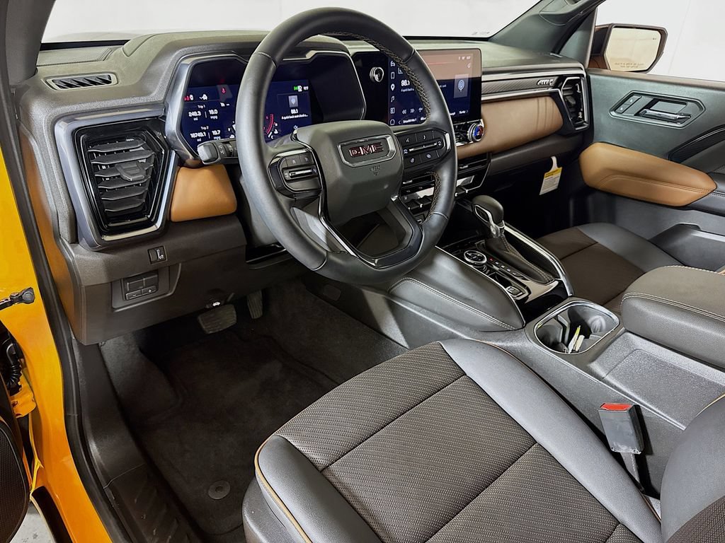 Certified 2026 GMC Canyon AT4 w/ AT4 Premium Package AWD/4WD image 7