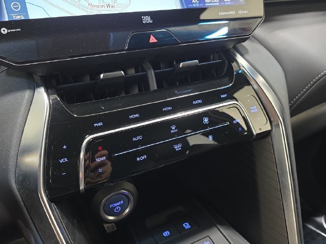 Certified 2021 Toyota Venza XLE w/ Softex Package AWD/4WD image 21