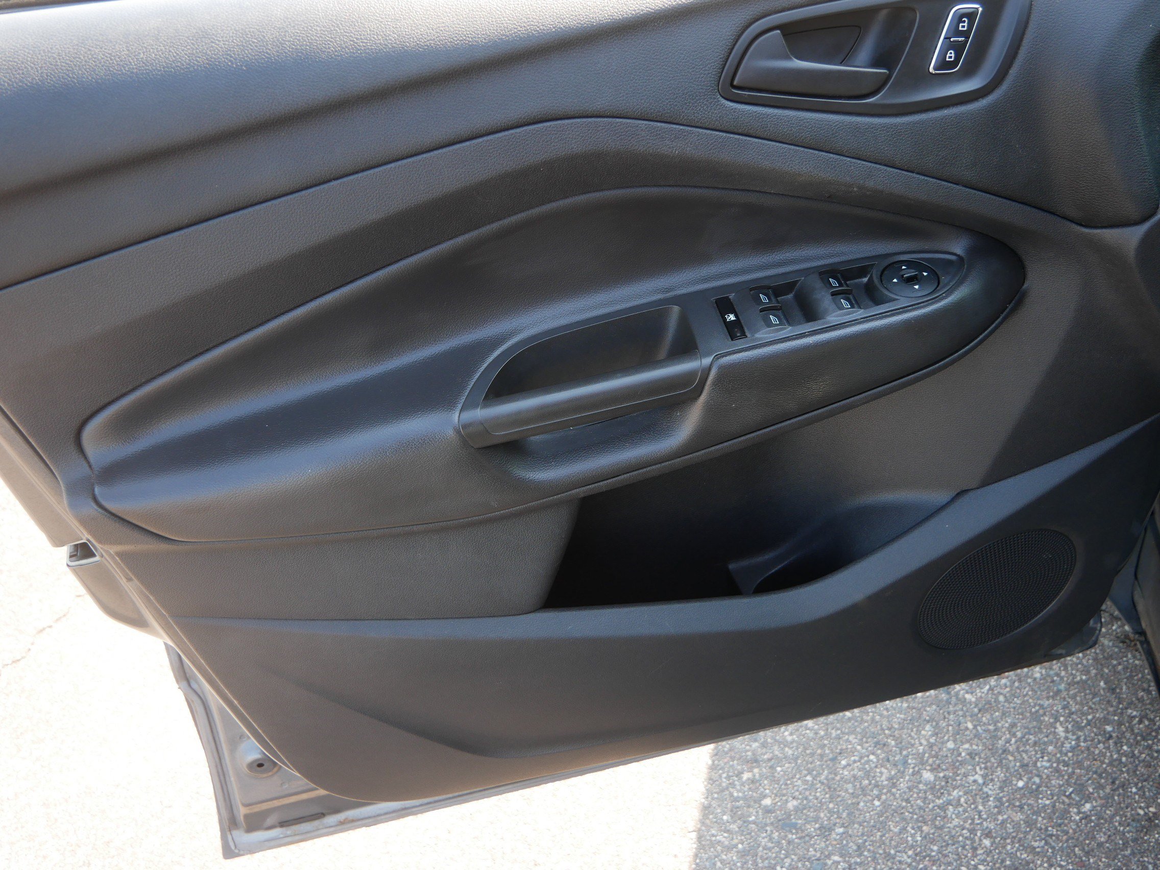 Used 2014 Ford Escape S FWD image 20