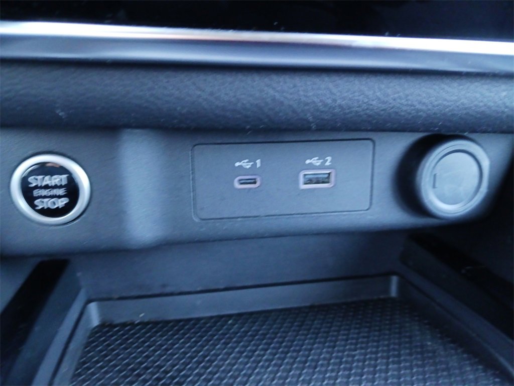 Used 2023 Nissan Rogue S image 25