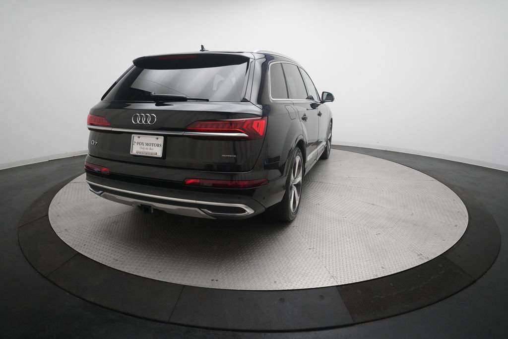 Used 2020 Audi Q7 3.0T Prestige w/ Prestige Package AWD/4WD image 13