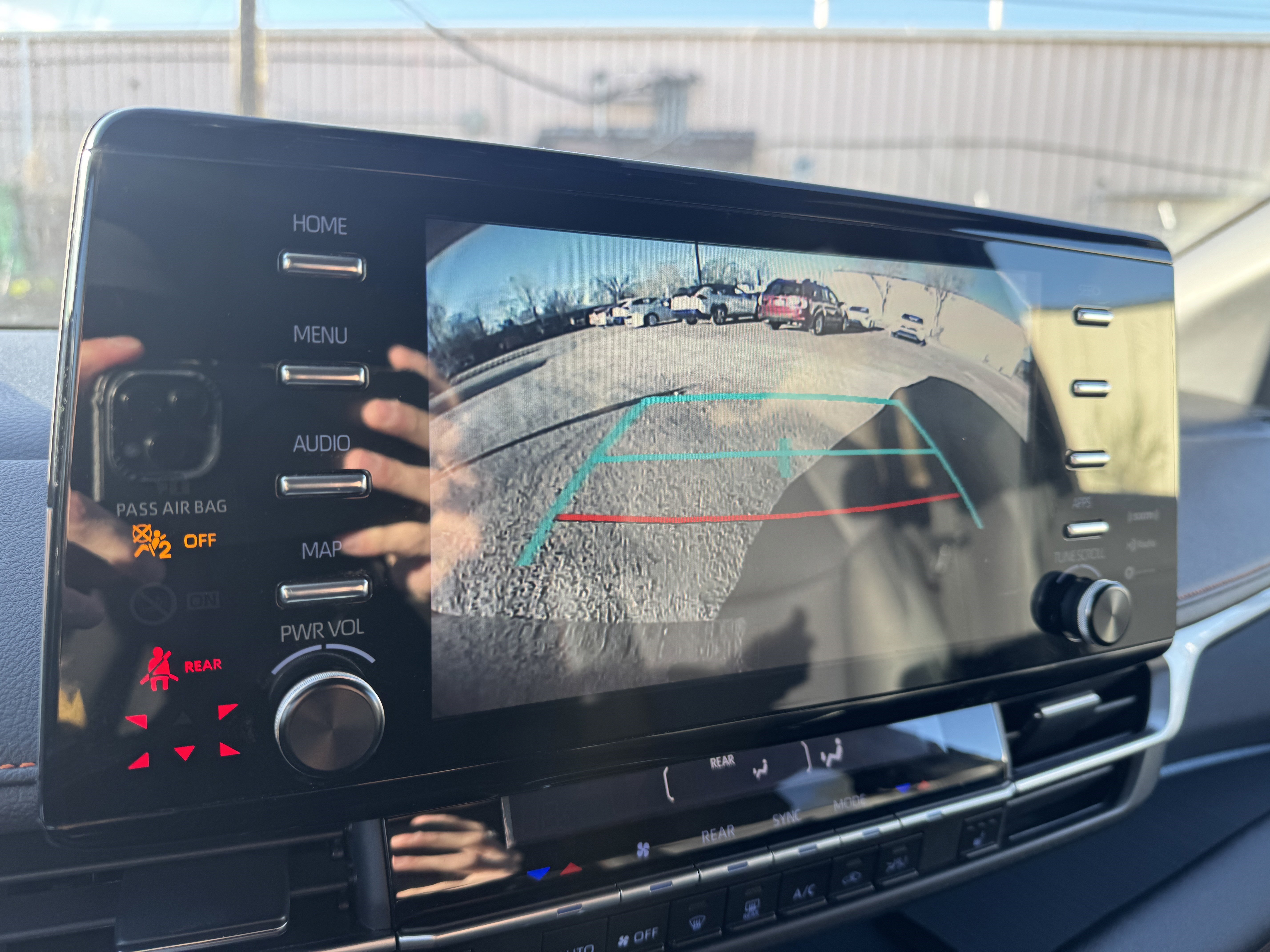 Used 2021 Toyota Sienna XSE image 25