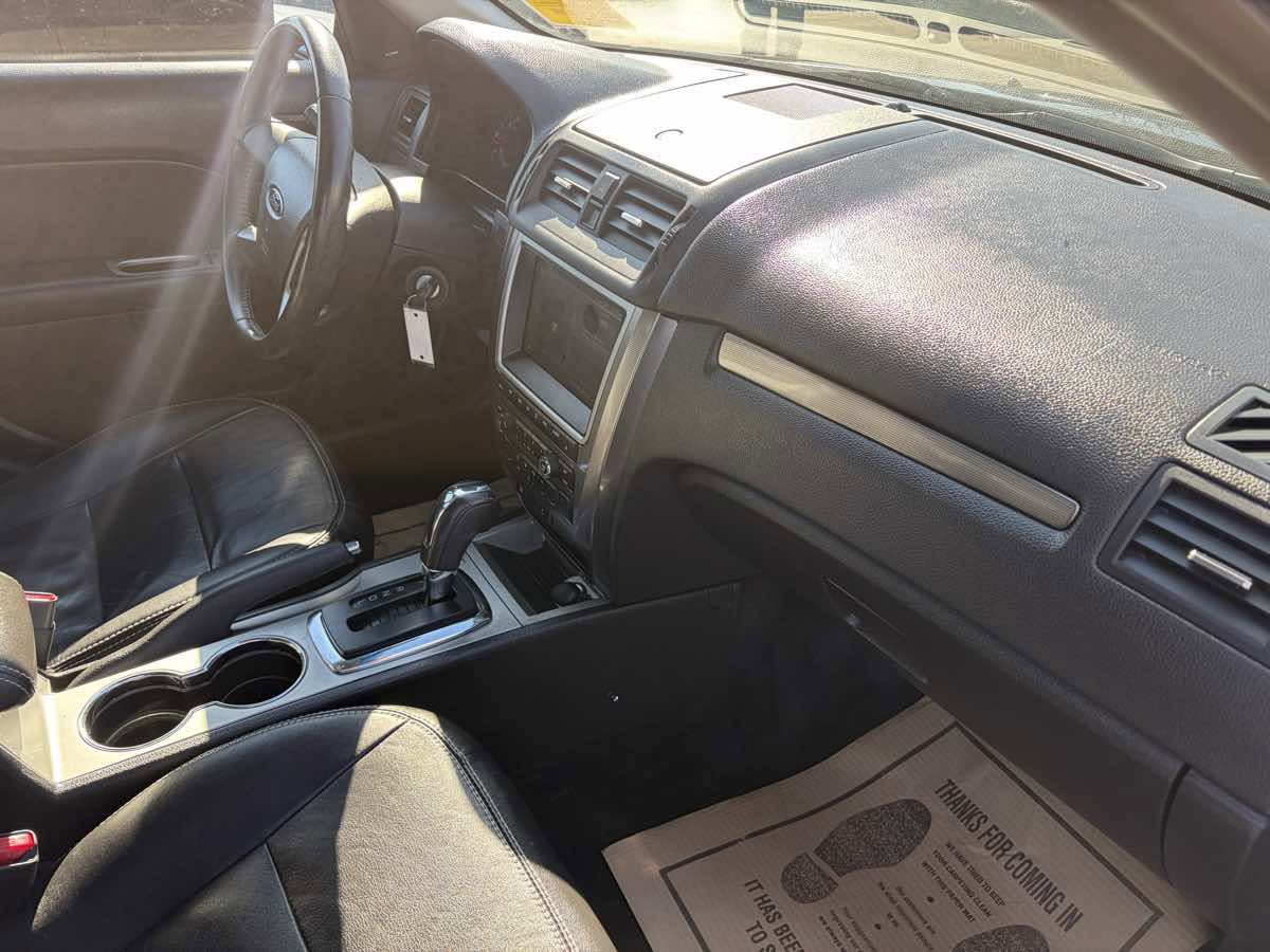 Used 2012 Ford Fusion SEL image 27