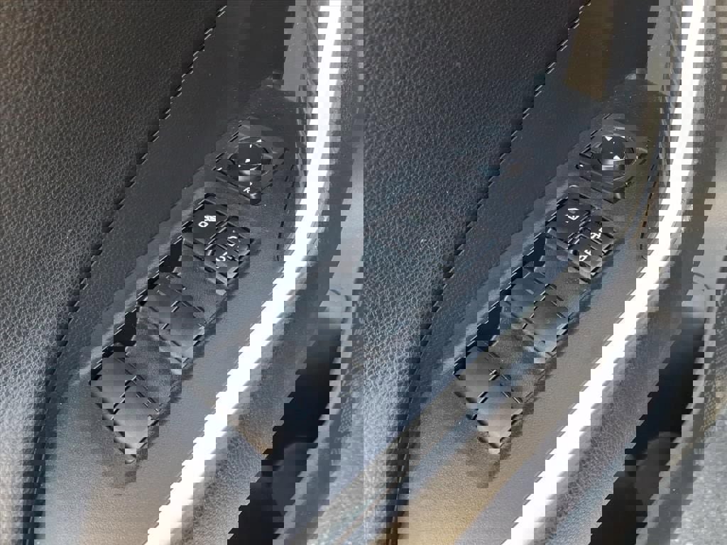 Used 2019 Toyota RAV4 Adventure w/ Cold Weather Package image 8