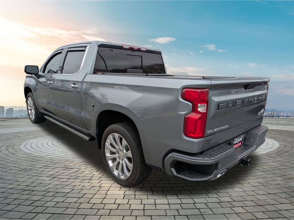 Used 2020 Chevrolet Silverado 1500 High Country w/ Technology Package AWD/4WD image 7