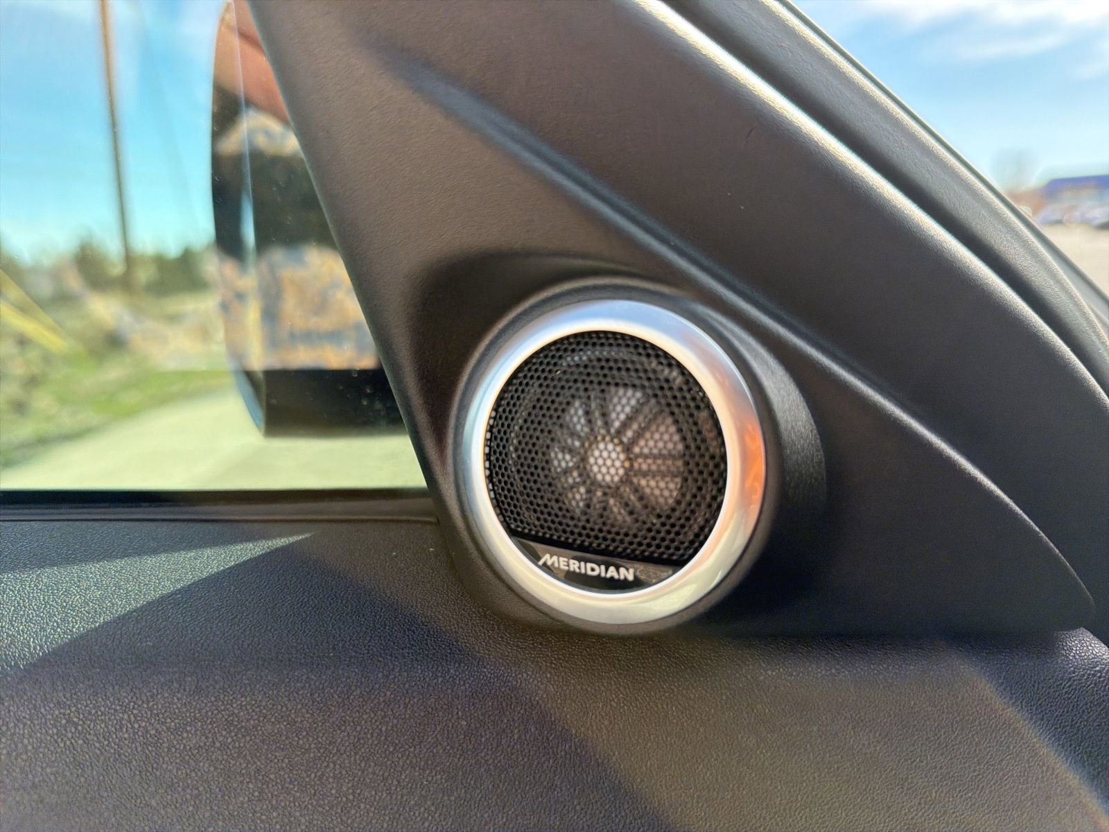 Used 2023 Land Rover Range Rover Evoque R-Dynamic SE image 70