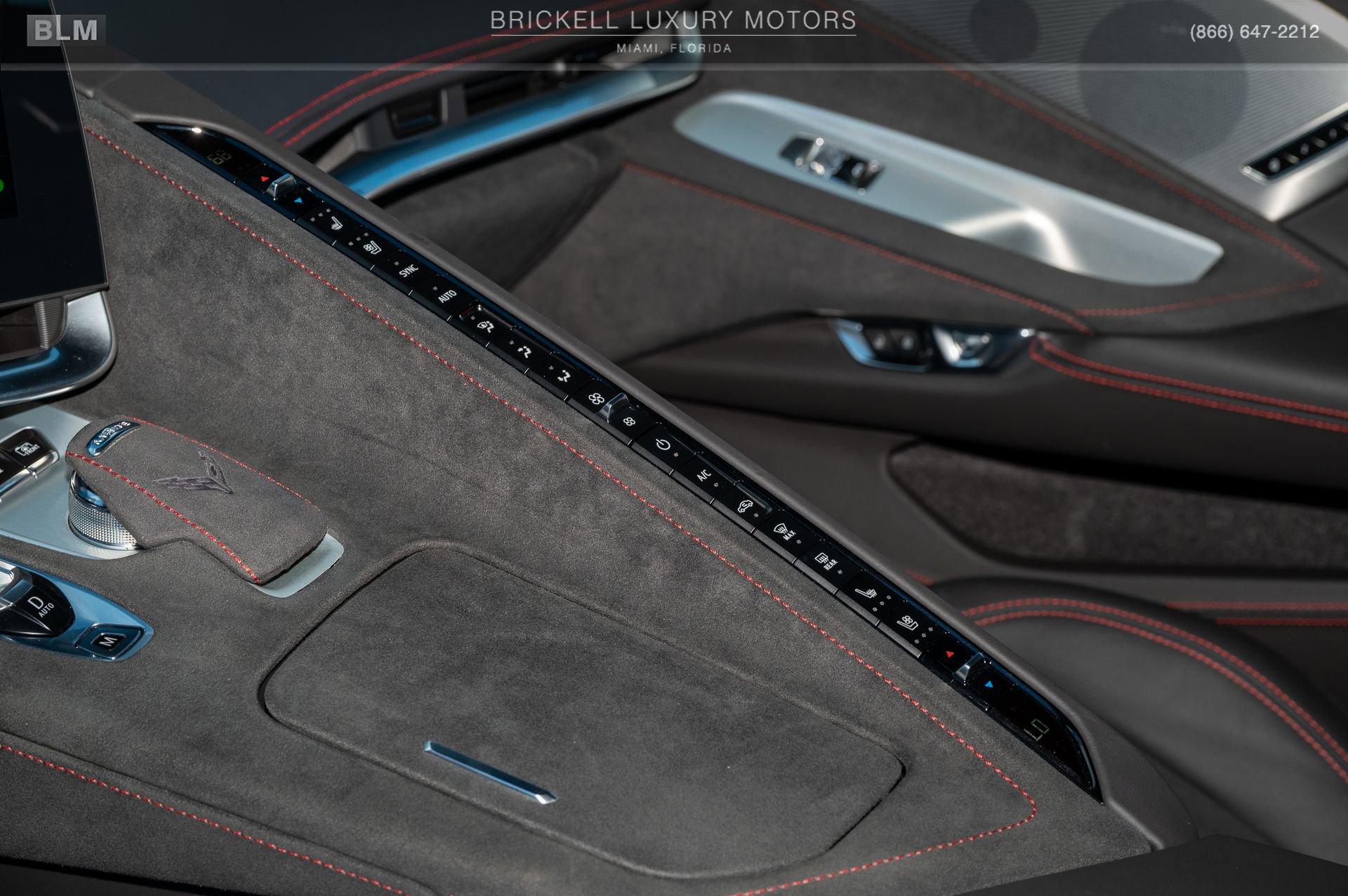 Used 2021 Chevrolet Corvette Stingray Premium Cpe w/ Z51 Performance Package image 21