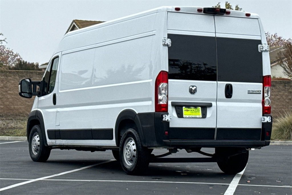 Used 2023 RAM ProMaster 2500 image 3