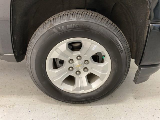 Used 2018 Chevrolet Silverado 1500 LT w/ All Star Edition AWD/4WD image 8
