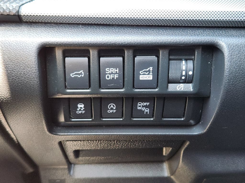 Used 2019 Subaru Forester Limited AWD/4WD image 11