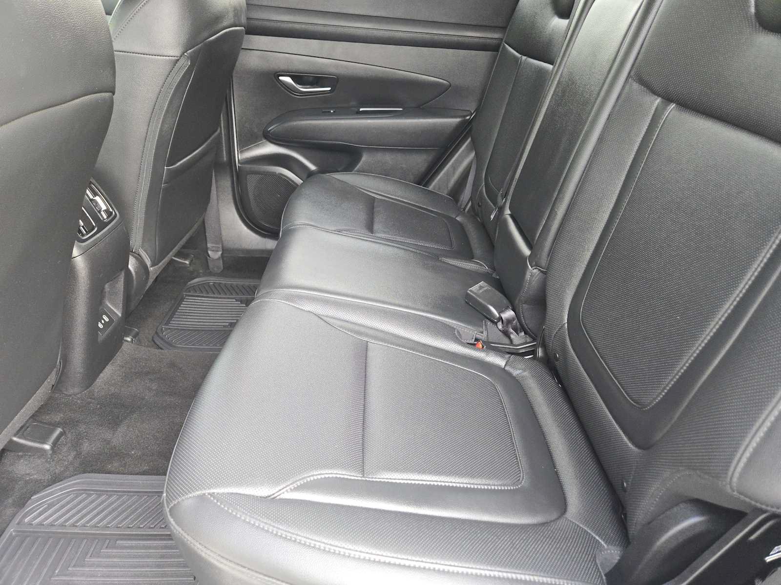 Certified 2025 Hyundai Tucson SEL FWD image 28