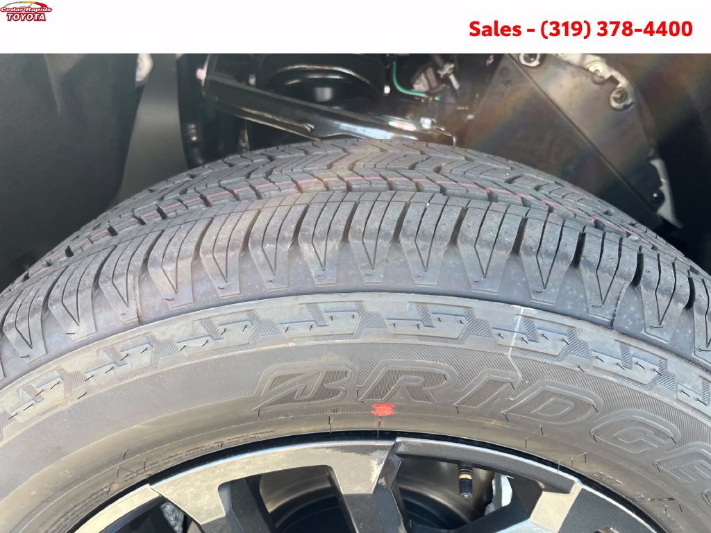 New 2026 Toyota Tundra Platinum AWD/4WD image 11